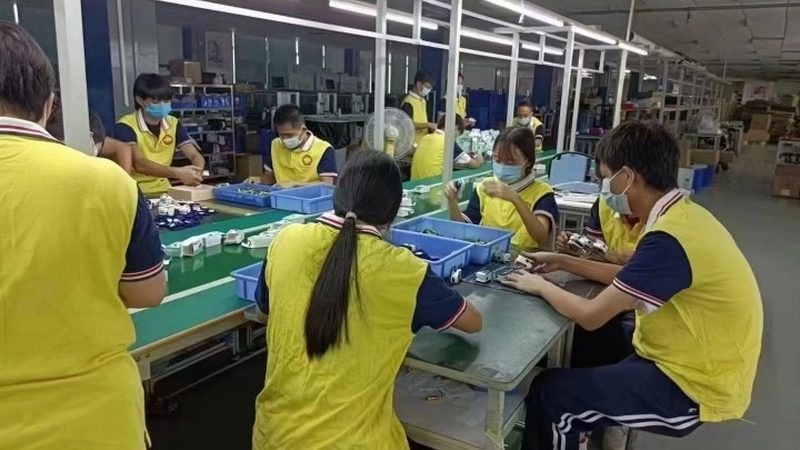 空调维修的收费标准通常由以下几个部分构成：